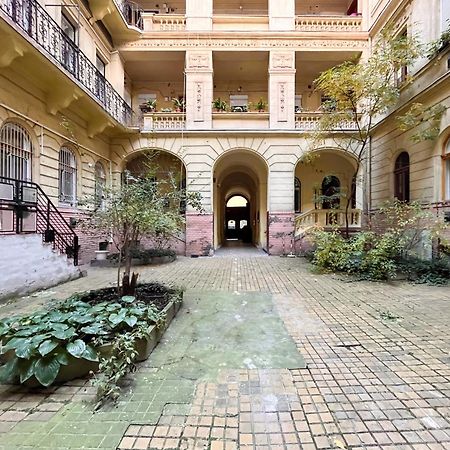 Industrial Westend بودابست المظهر الخارجي الصورة